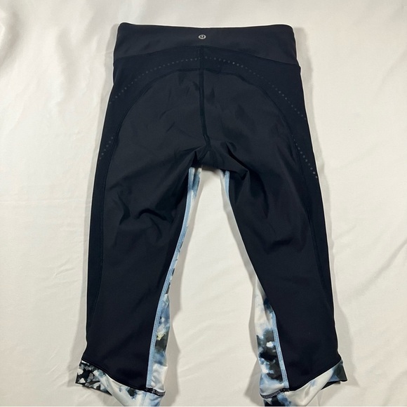 Lululemon Stop At Nothing Crop Black Mini Blooming Pixie Aquamarine Leggings sz - Picture 5 of 9